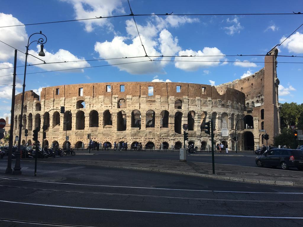 Appartement Delightful 100 Meters From The Colosseum *