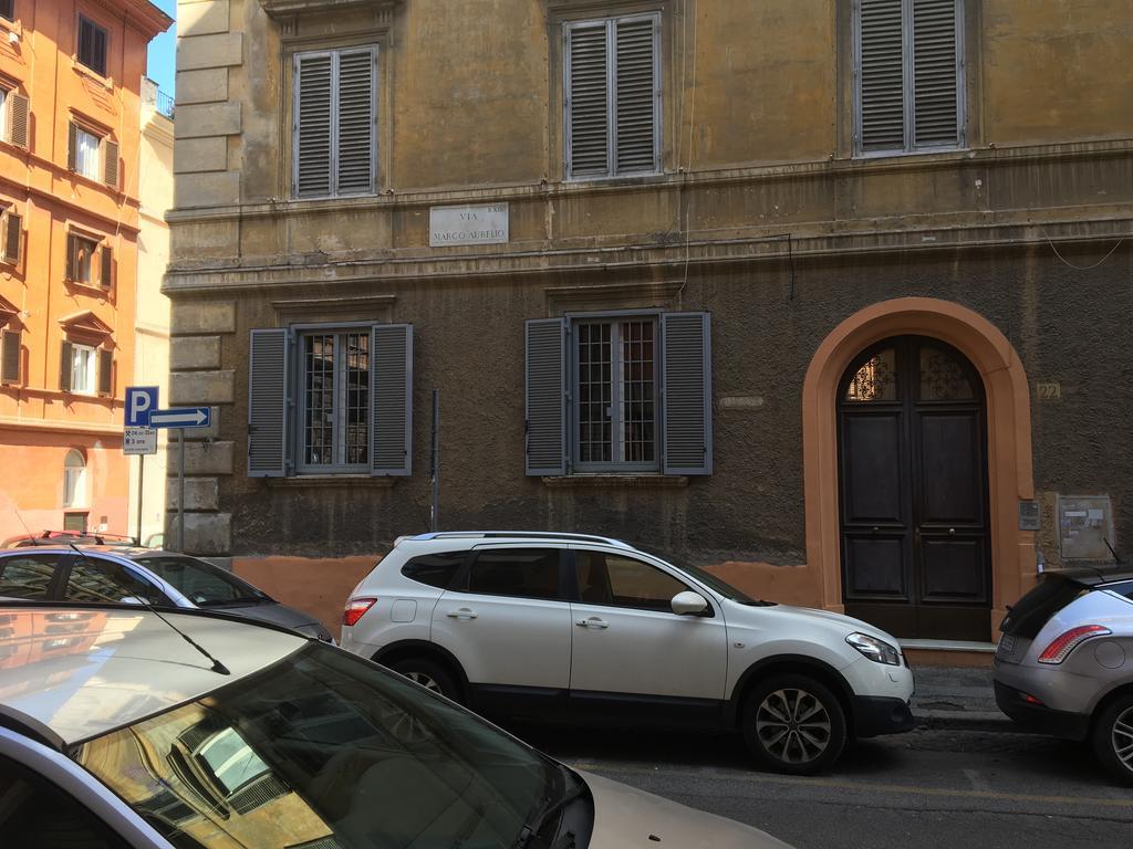 Appartement Delightful 100 Meters From The Colosseum Rome
